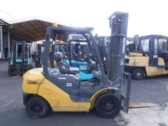 Bàn giao xe nâng Komatsu 2.5 tấn, sx 2015 tại Bắc Ninh